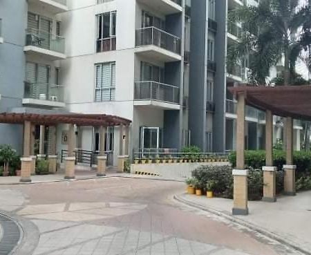 One Palm Tree Villas Naia Terminal 3 Manila Eksteriør billede