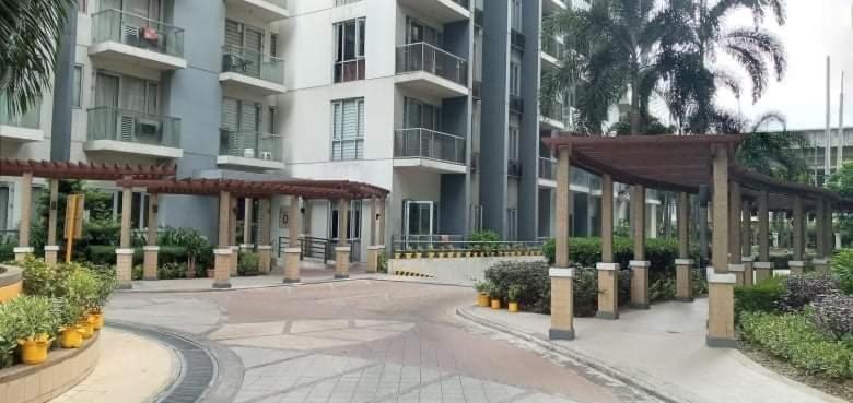 One Palm Tree Villas Naia Terminal 3 Manila Eksteriør billede